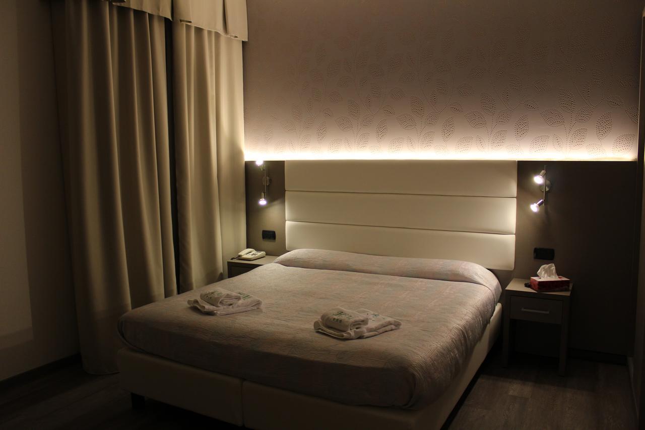 Albergo Ristorante Miramonti Toano 外观 照片